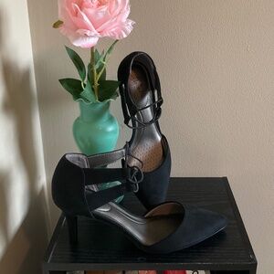 Life Stride Black pumps size 8.5 NWOT